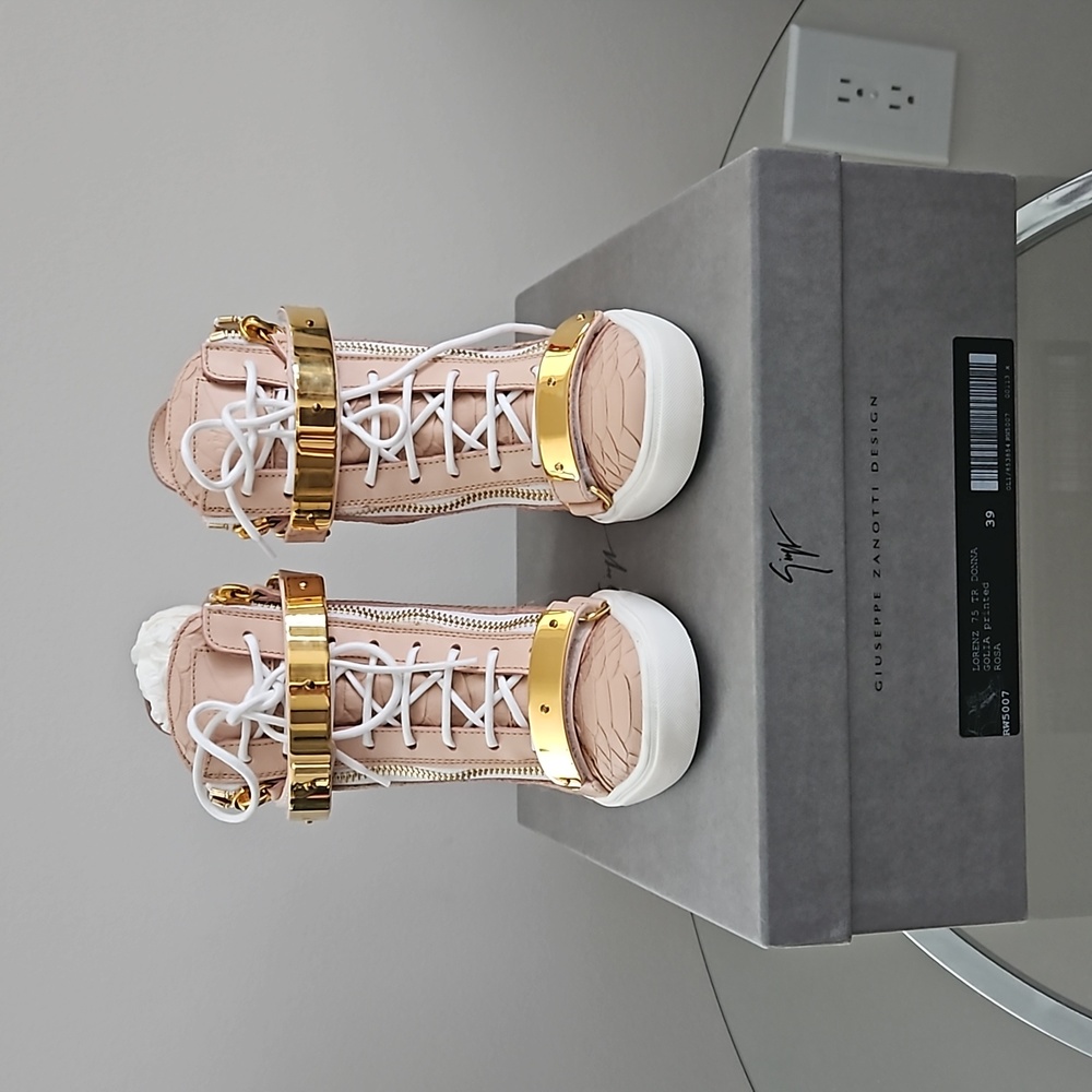 GIUSEPPE ZANOTTI